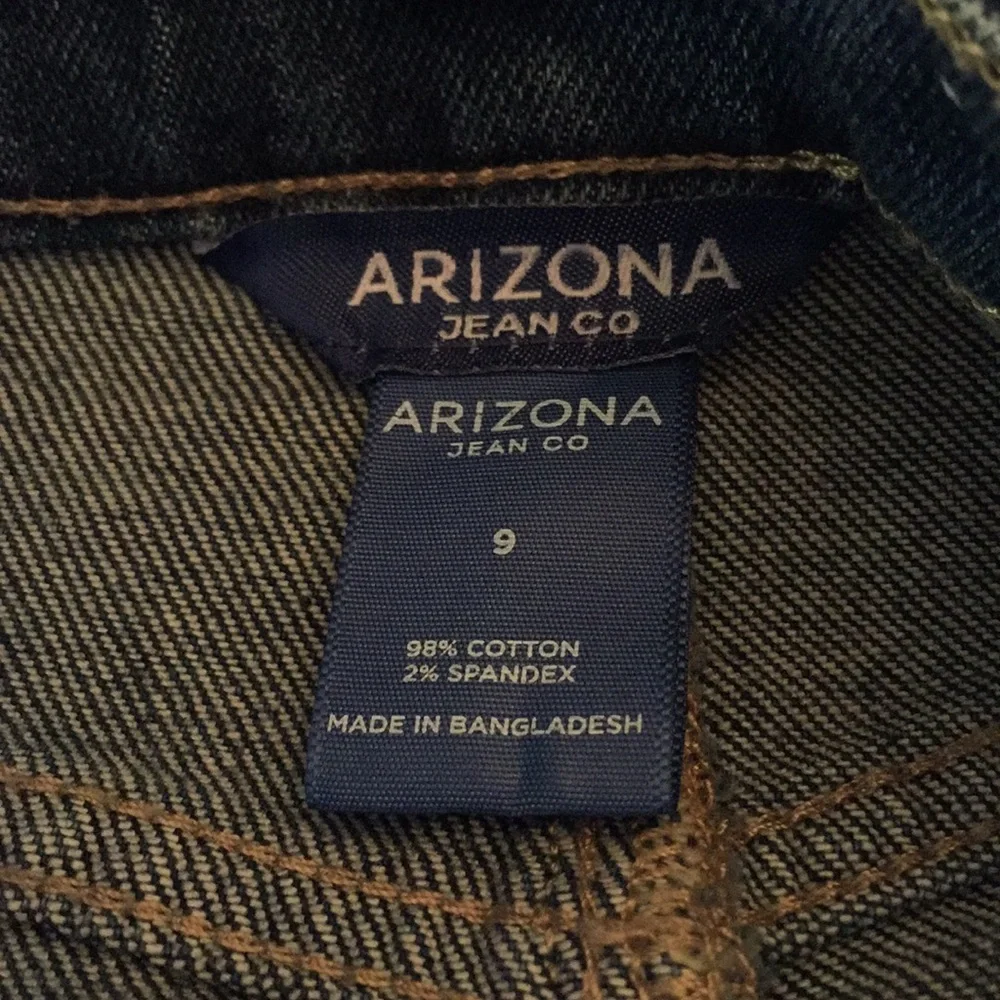 Arizona jean co blue jean skirt size 9 distressed details‎